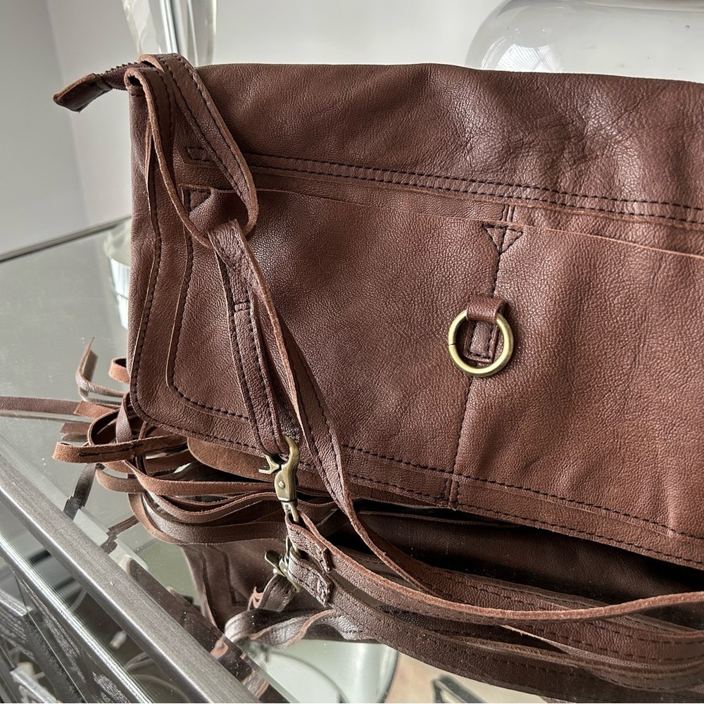 Vendange Genuine Leather Crossbody Satchel Bag - Picture 6 of 8